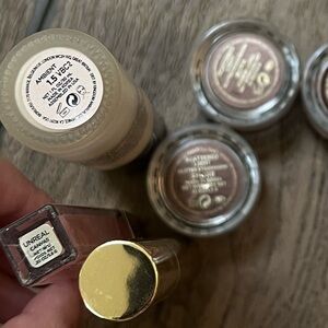 Hourglass makeup bundle